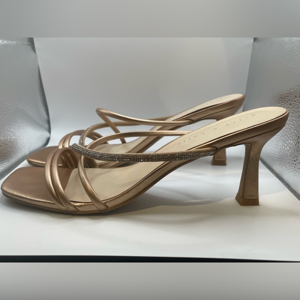 Kelly & Katie Avery Flip Flop Heels